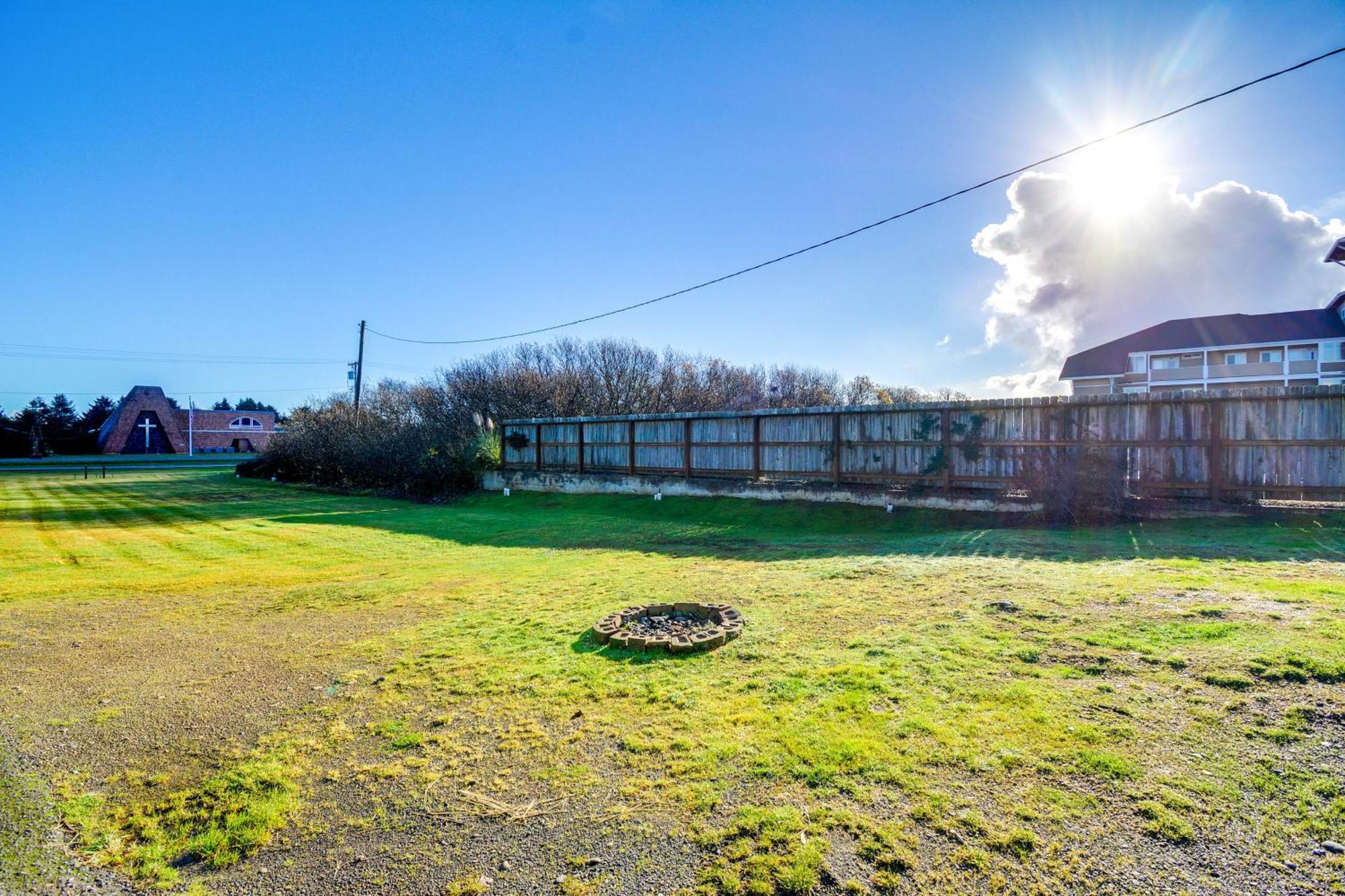 Pet-Friendly Washington Retreat With Hot Tub And Deck! Villa Ocean Shores Esterno foto